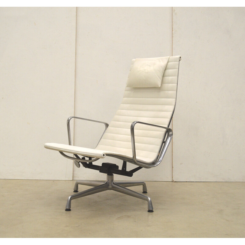 Vintage lounge chair EA 124 by Charles Eames for Vitra