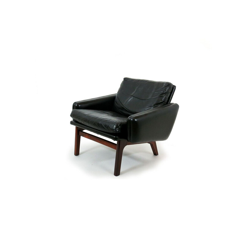 Vintage Danish armchair in leather and rosewood by Leif Hansen