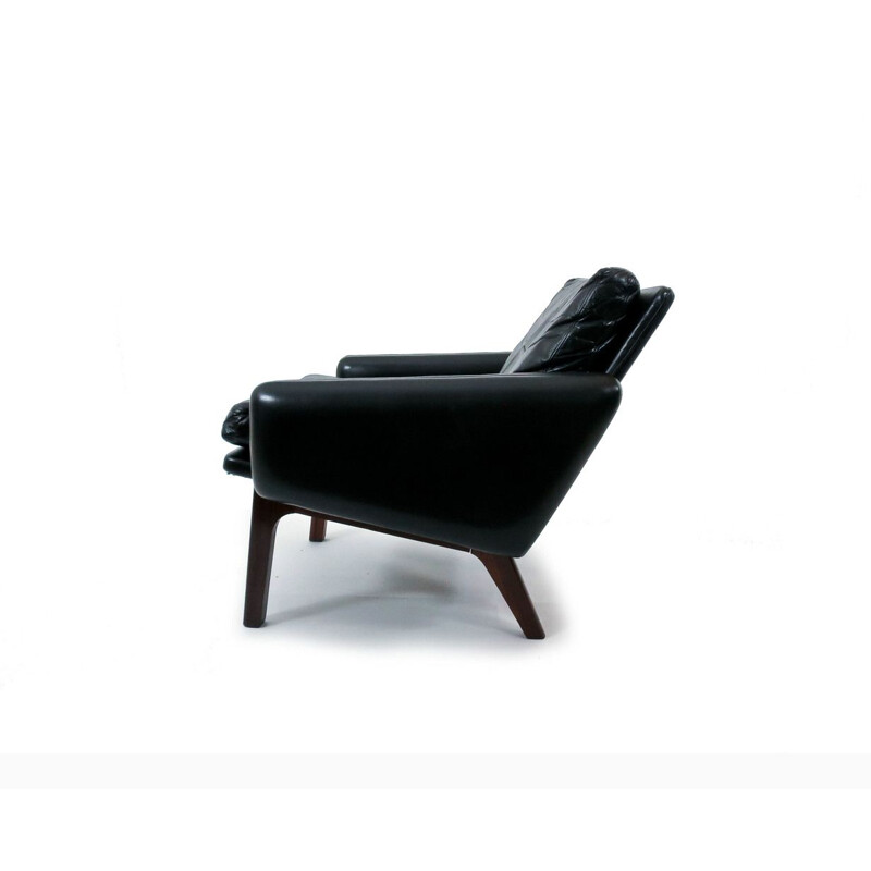 Vintage Danish armchair in leather and rosewood by Leif Hansen