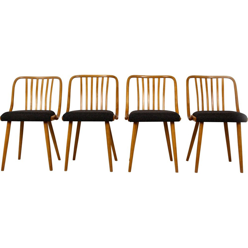 Ensemble de 4 chaises vintage noires par Antonin Suman en hêtre 1960