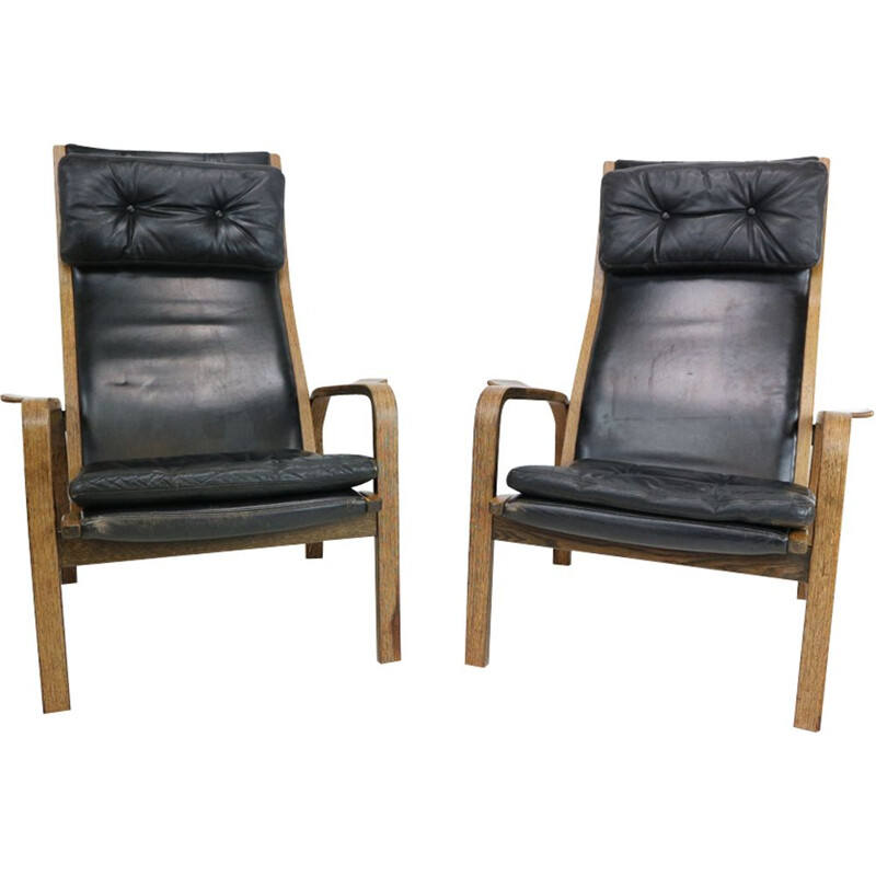 Paire de fauteuils vintage scandinaves pour Yngve Ekström en cuir noir 1960