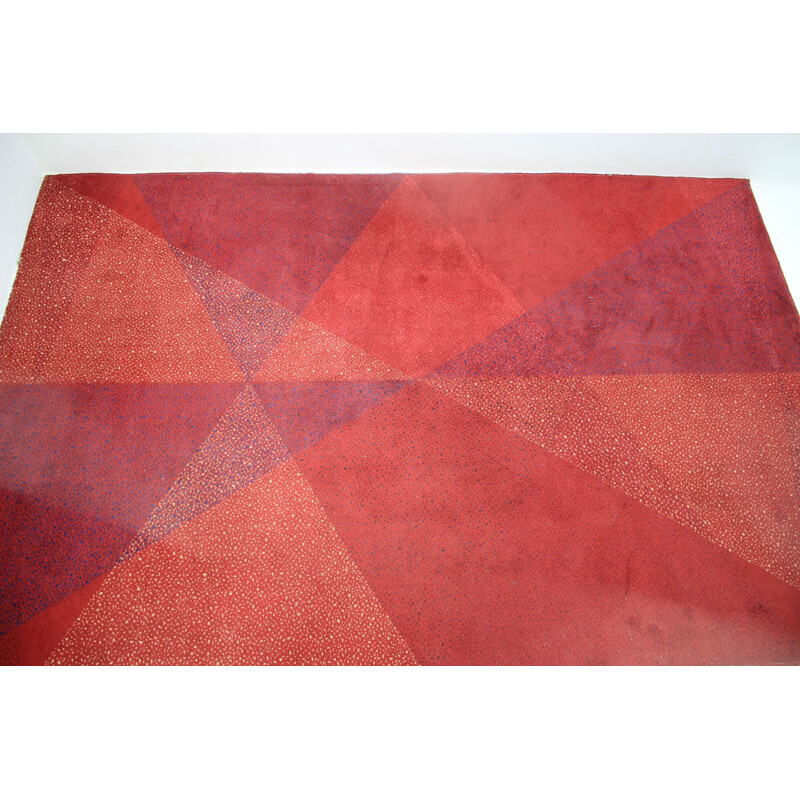 Tappeto vintage in lana geometrica rossa, 1970