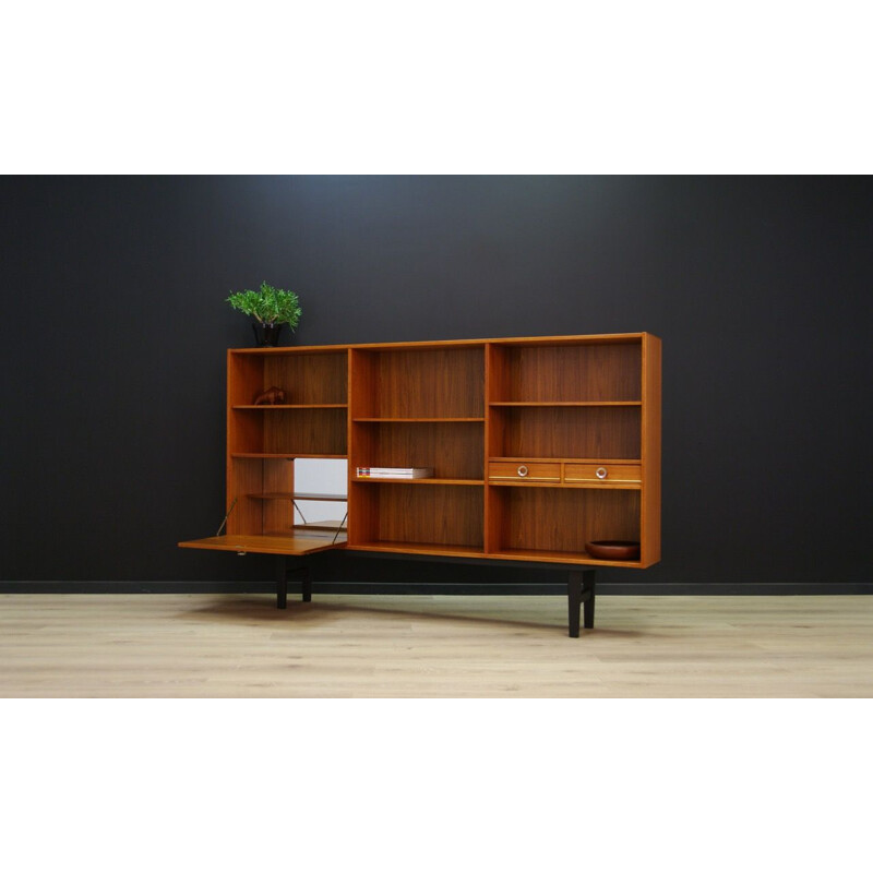 Vintage Danish bookcase in teak