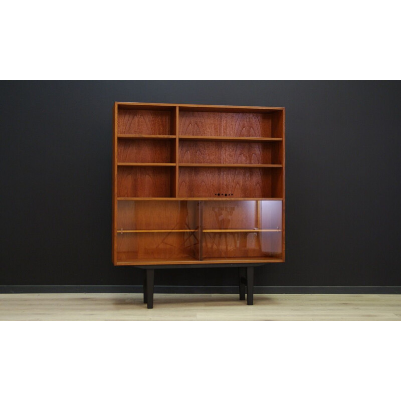 Vintage Danish bookcase in teak