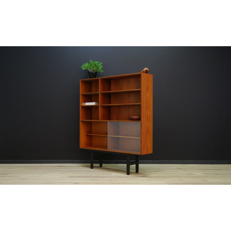 Vintage Danish bookcase in teak