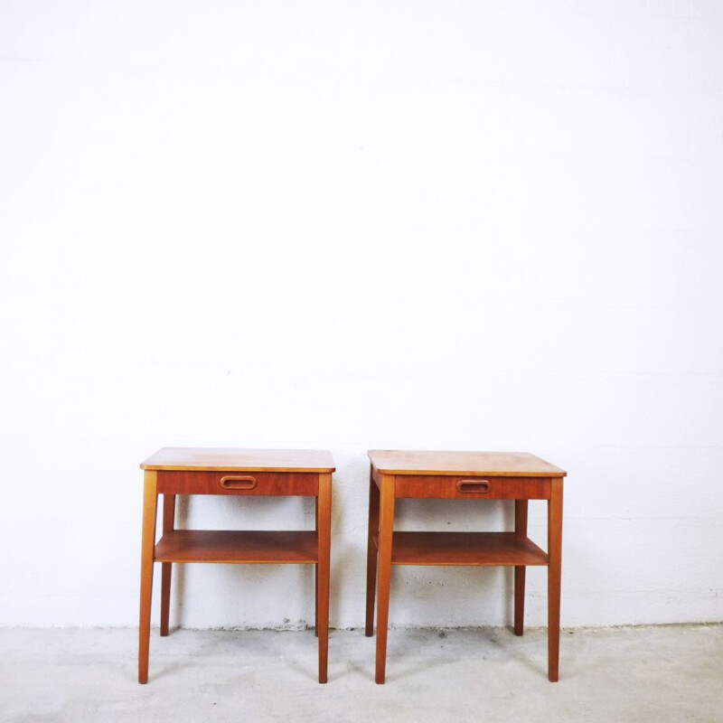 Suite de 2 tables de chevets vintage scandinaves