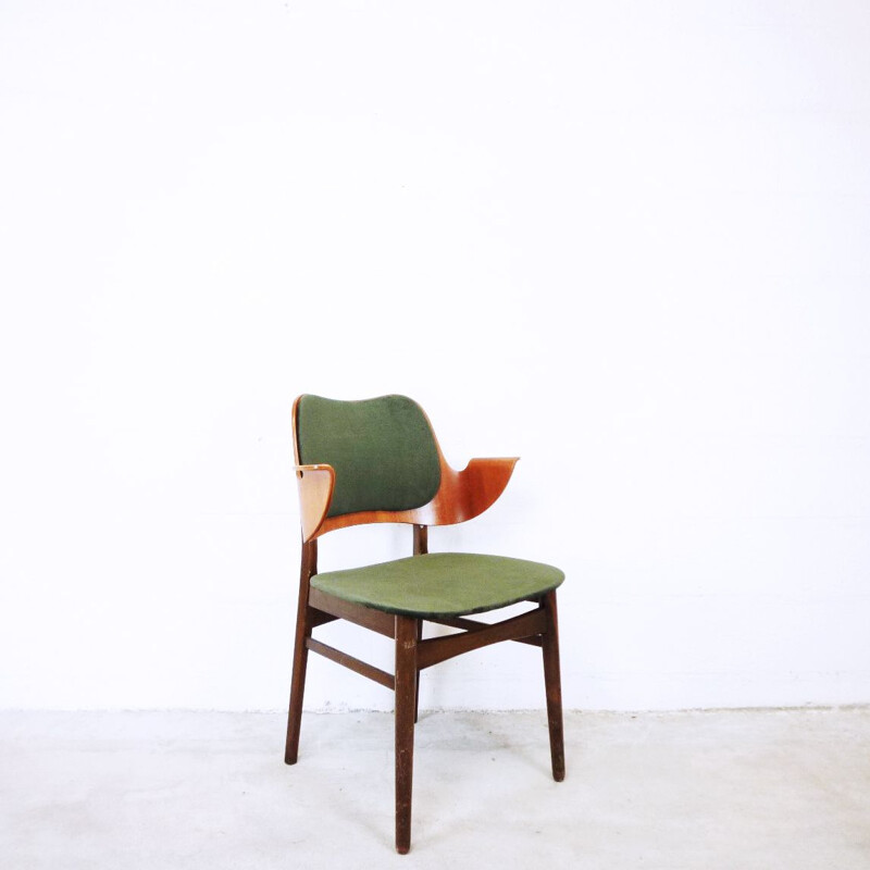 Set of 2 vintage Scandinavian 107 armchairs by Hans Olsen
