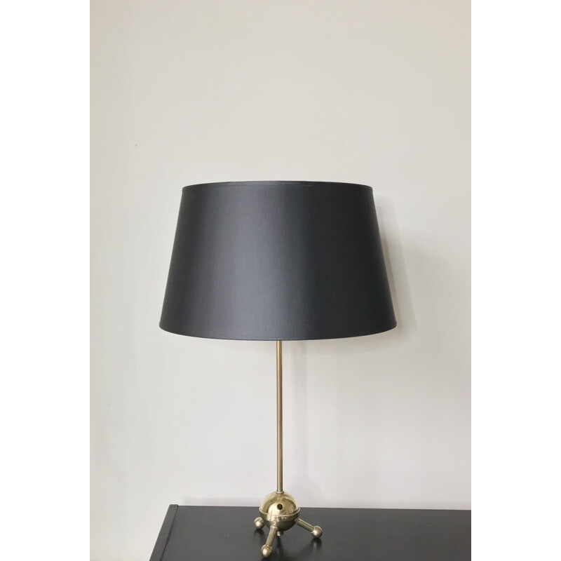 Vintage French table lamp in golden brass