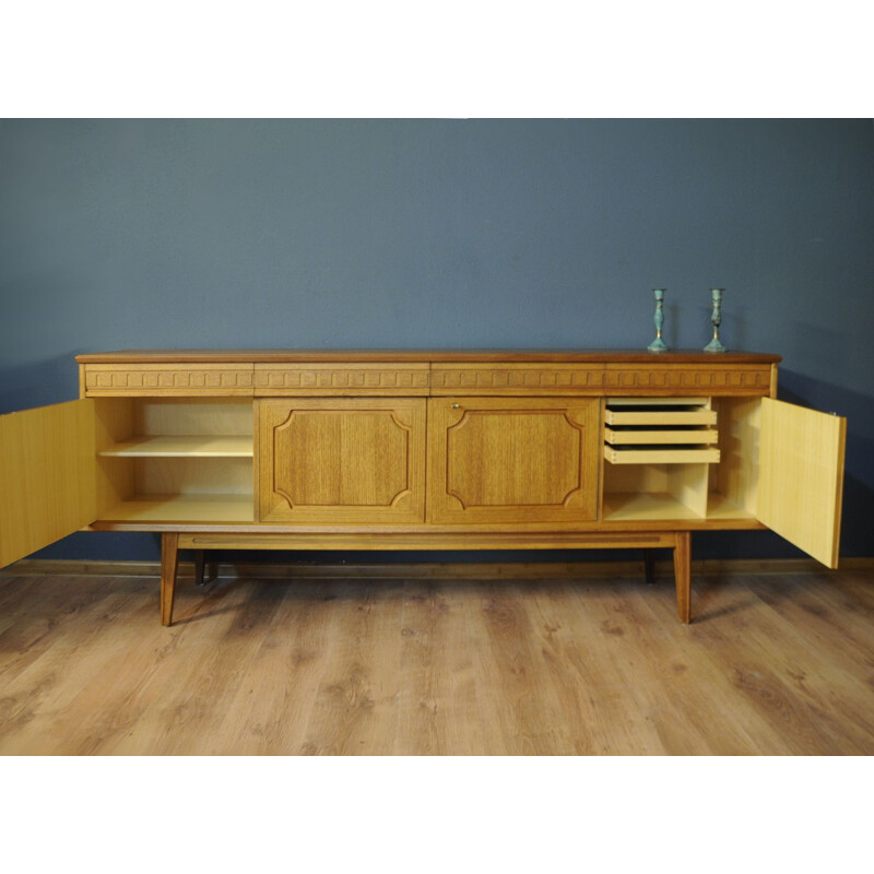 Britisches Vintage-Teakholz Sideboard