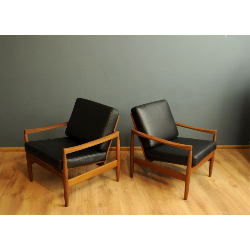 Pair of vintage leather armchairs by Erik Worst
