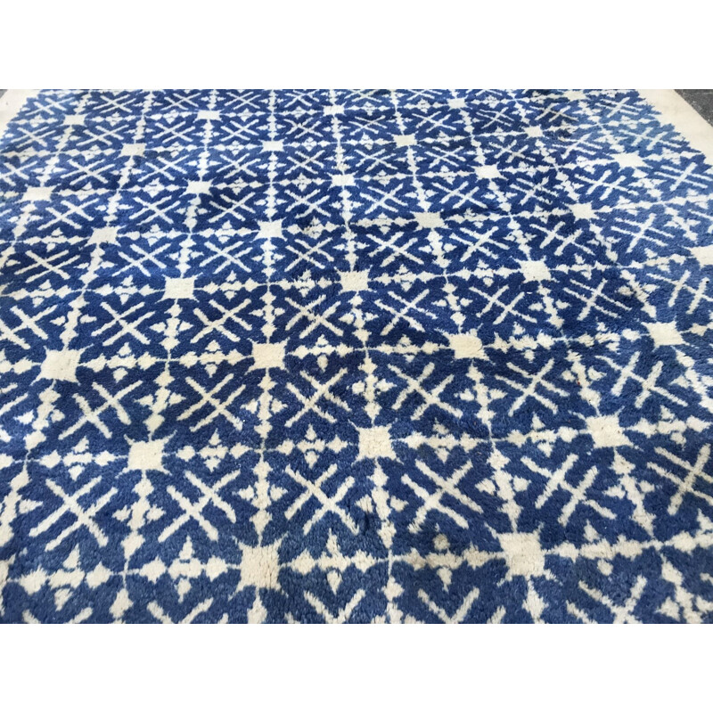 Tapis vintage tunisien en laine