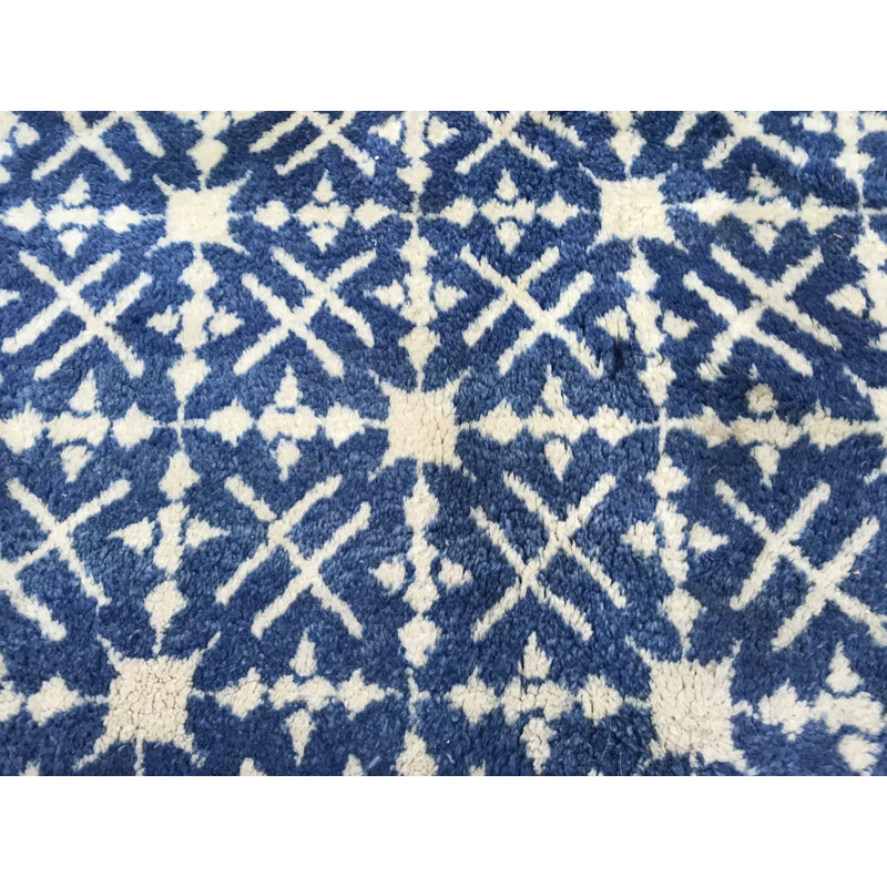 Vintage Tunisian carpet in wool