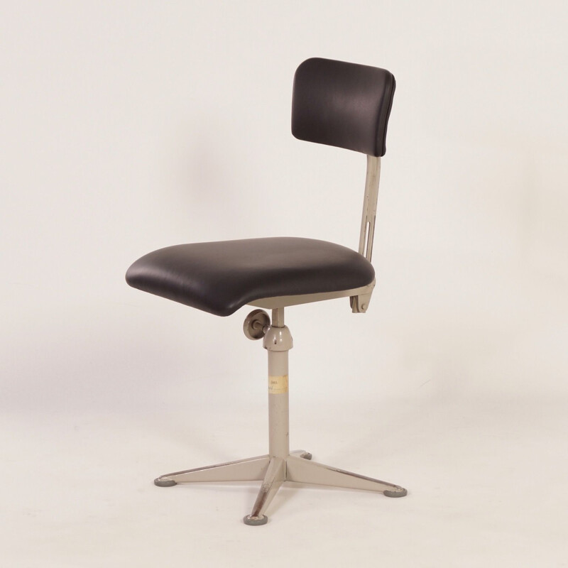 Vintage architect's chair by Friso Kramer for Ahrend de Cirkel