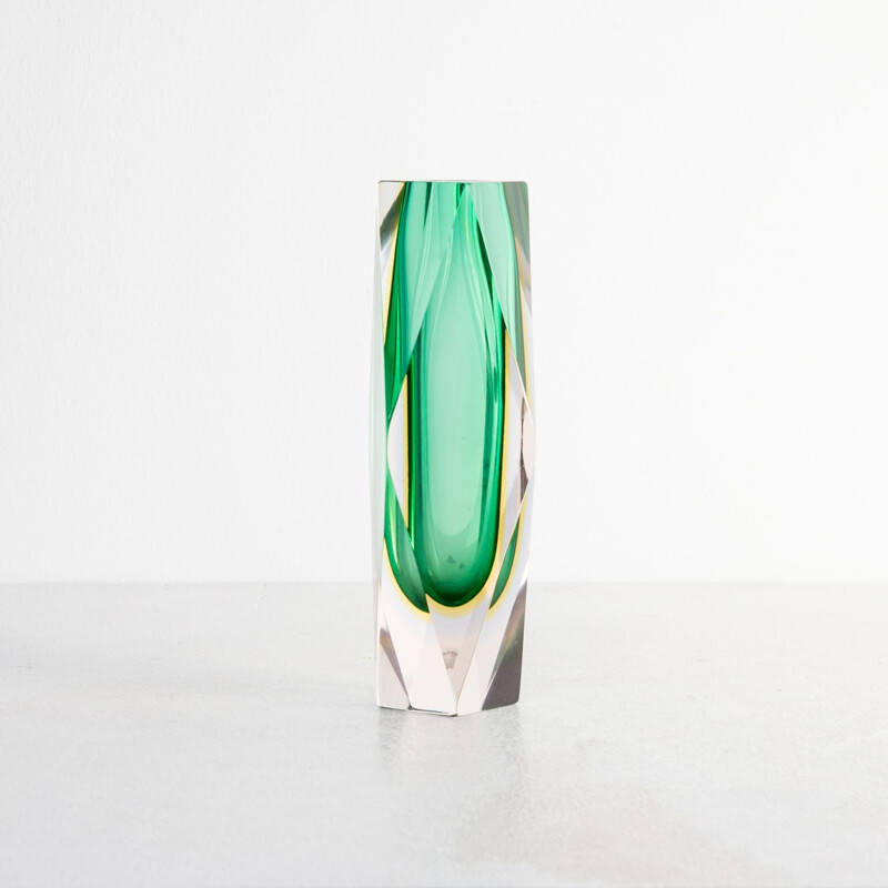 Vintage green vase in Murano glass by Luigo Mandruzzato