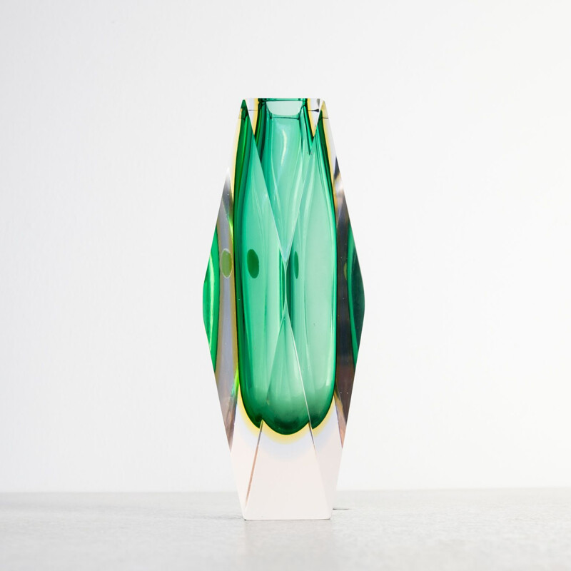 Vintage green vase in Murano glass by Luigo Mandruzzato