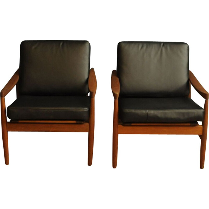 Pair of vintage leather armchairs by Erik Worst