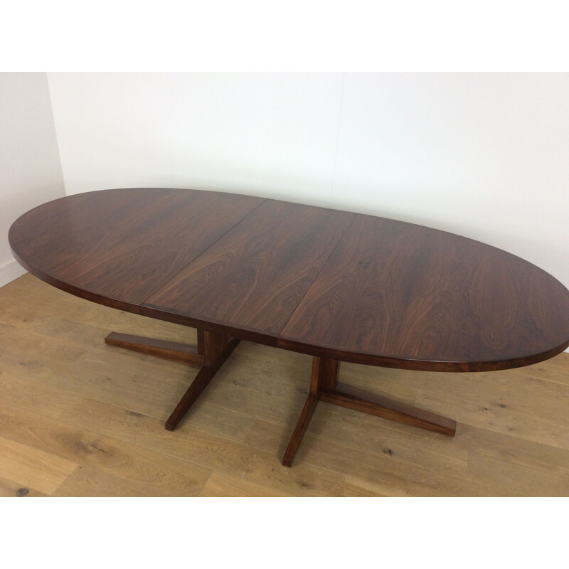 Vintage rosewood dining table by John Mortensen for Heltborg 1960