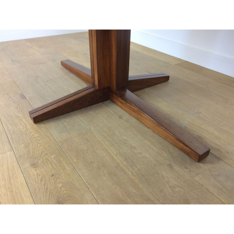 Vintage rosewood dining table by John Mortensen for Heltborg 1960