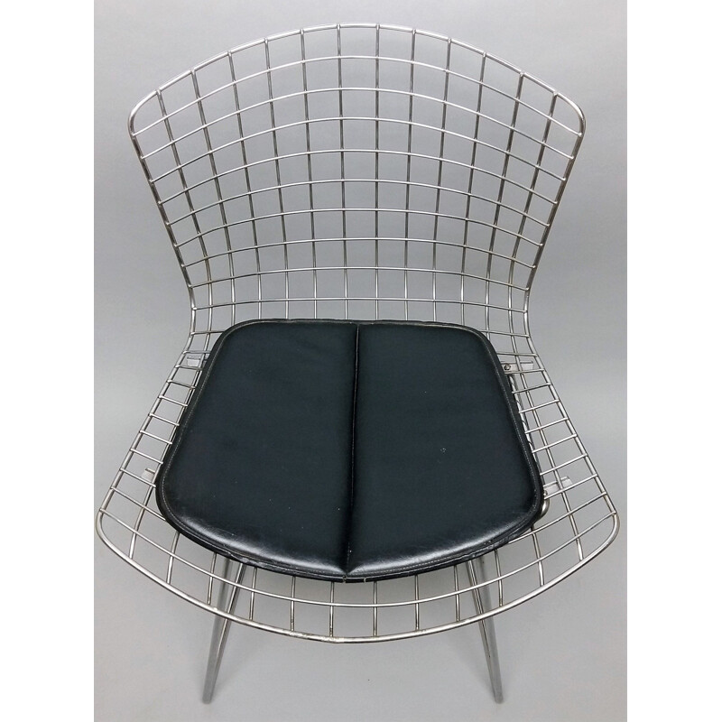 Suite de 2 de chaises vintage 420C en fils d'acier chromés par Harry Bertoia