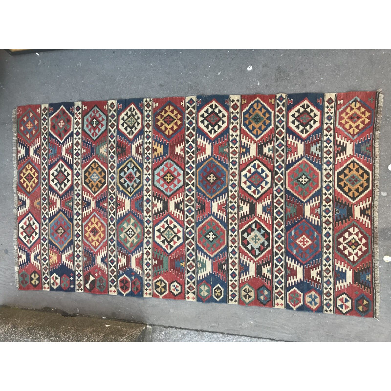 Vintage Turkish Kilim rug