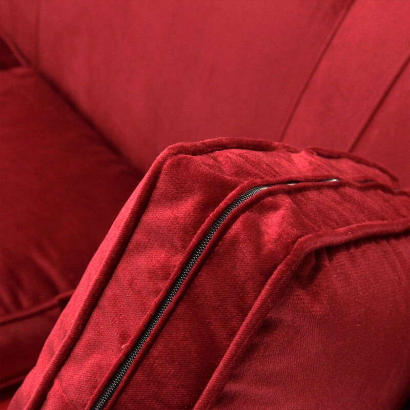 Vintage Italian 3-seater sofa in red velvet