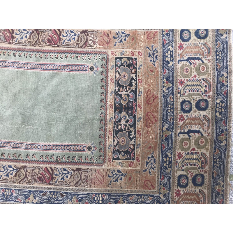 Vintage Turkish rug in wool