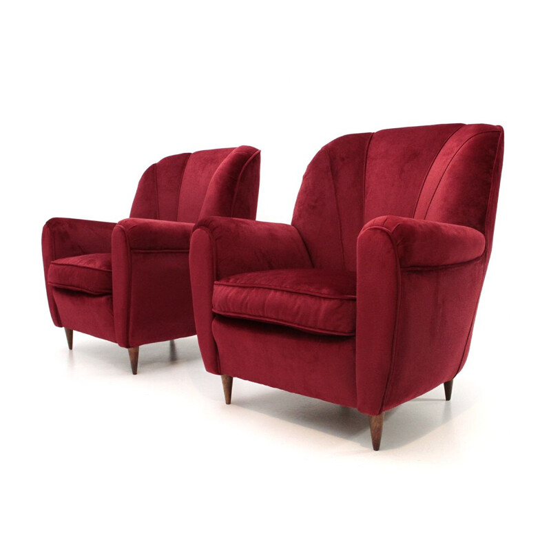 Suite de 2 fauteuils vintage italiens en velours rouge