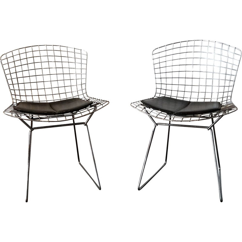 Suite de 2 de chaises vintage 420C en fils d'acier chromés par Harry Bertoia