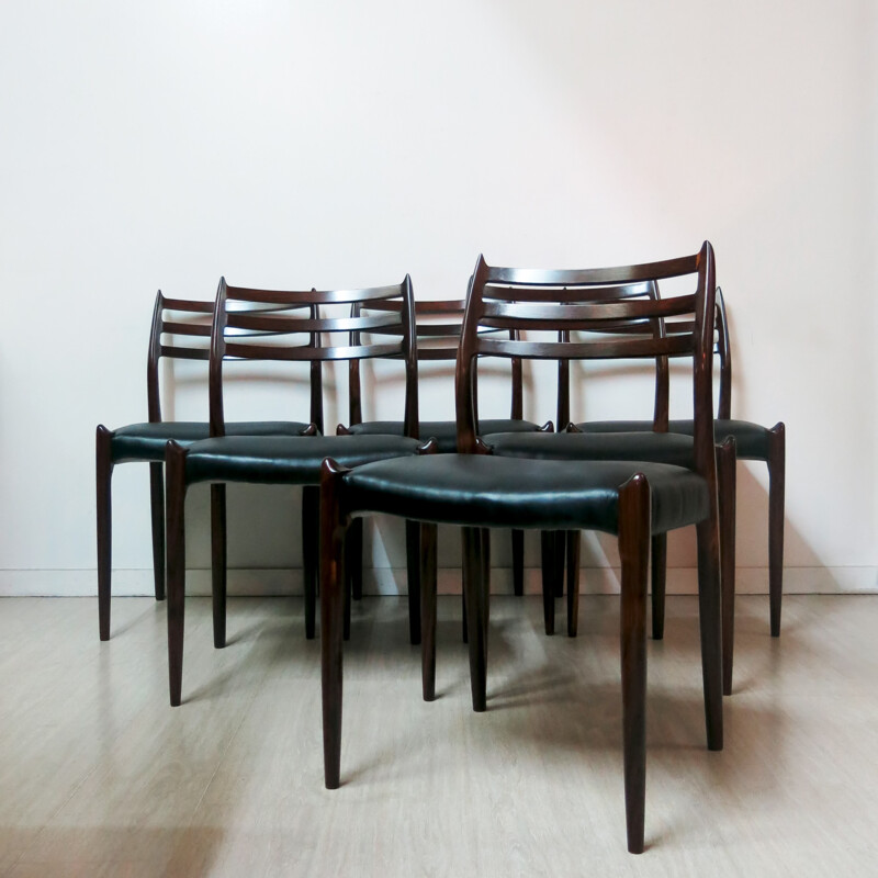 Ensemble de 6 chaises en palissandre et vinyle noir, Niels O. MOLLER - 1960