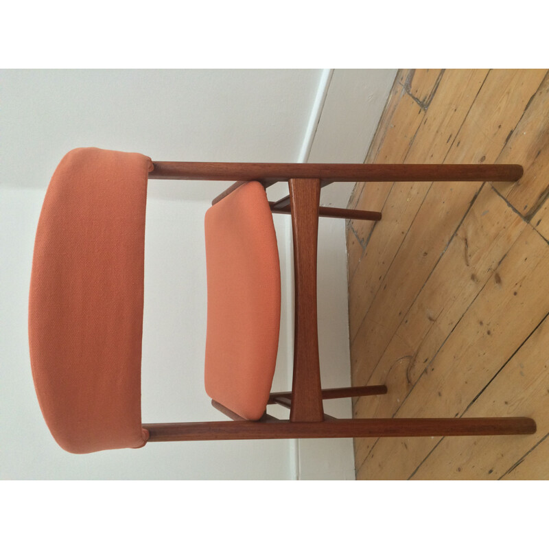 Chaise vintage scandinave en teck et tissu orange 1970