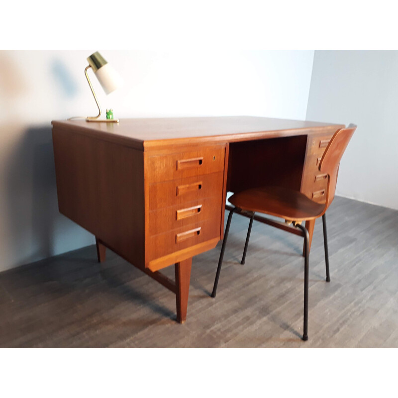 Vintage danish desk in solid teak 1960
