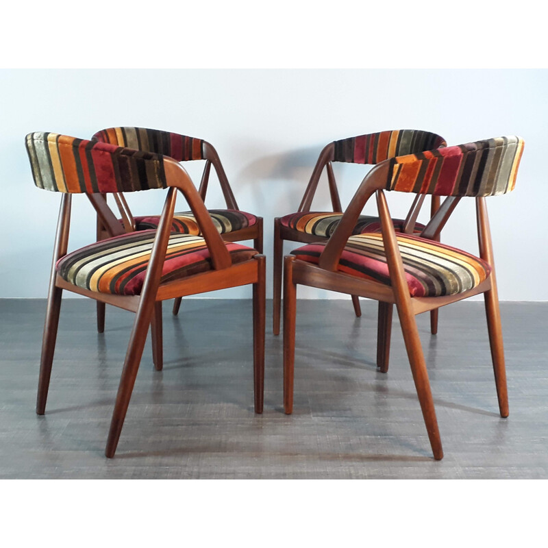 Set of 4 vintage chairs for Schou Andersen Moblefabrik in teak and fabric