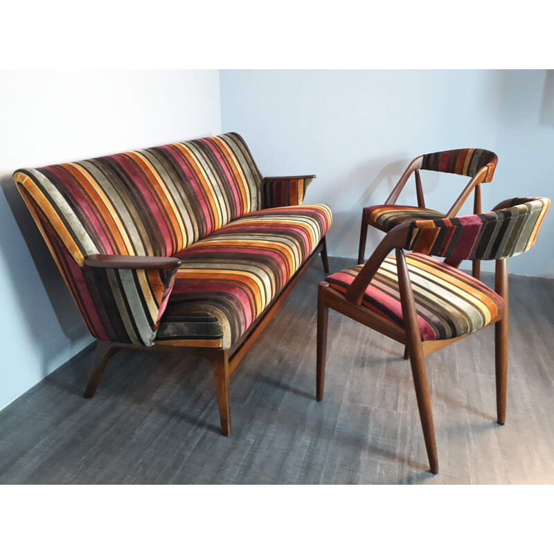 Vintage living room set with scandinavian sofa and 4 chairs in teak and velvet