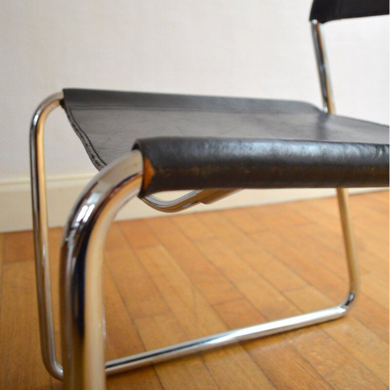 Set of 2 vintage chairs in chromed metal and leather
