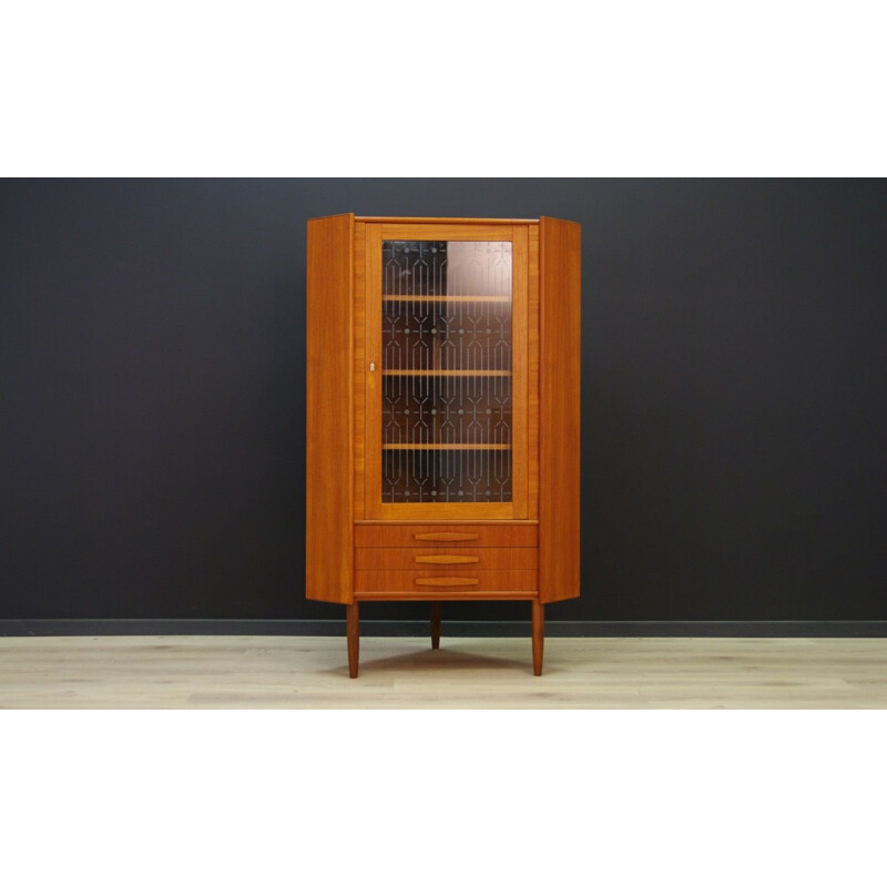 Vintage corner cabinet in teak by P Rimme