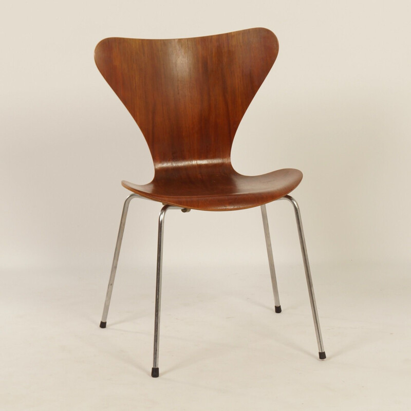 Set of 5 "Butterfly" Dining Chairs in teak by Arne Jacobsen for Fritz Hansen