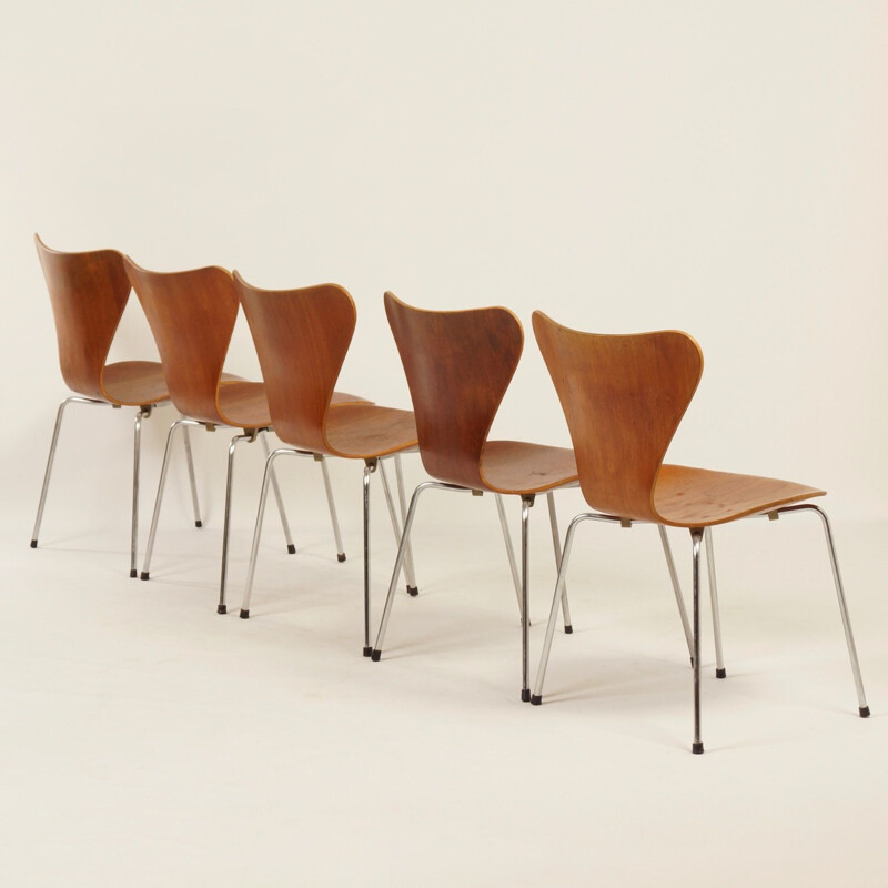Suite de 5 chaises à manger "Butterfly" en teck de Arne Jacobsen pour Fritz Hansen