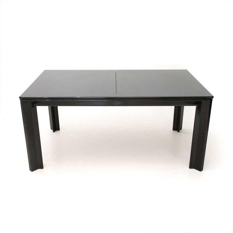 Vintage table in black lacquered black by Tobia Scarpa for Molteni