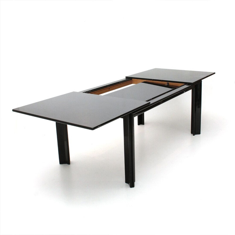 Vintage table in black lacquered black by Tobia Scarpa for Molteni