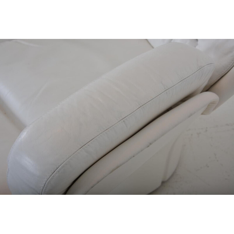 Vintage armchair "Elda" in white leather by Joe Colombo for Comfort Italy