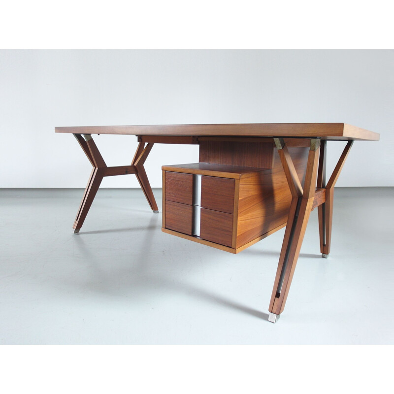 Vintage Italian executive desk in walnut by Ico Parisi for Mim Roma