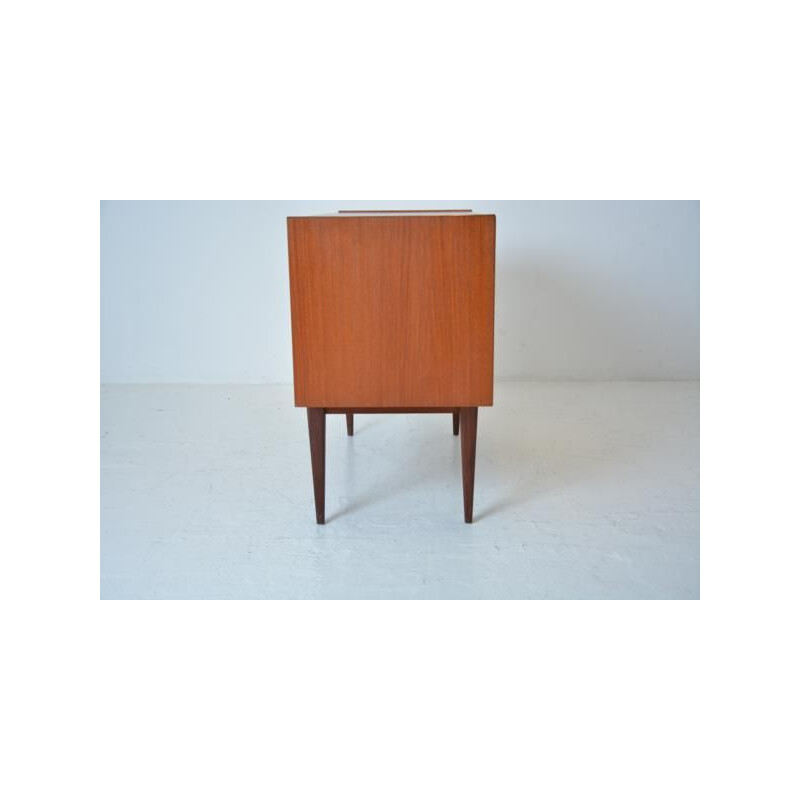 Little vintage scandinavian sideboard in teak 1960