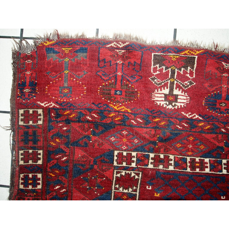 Vintage handmade Turkmen Engsi rug