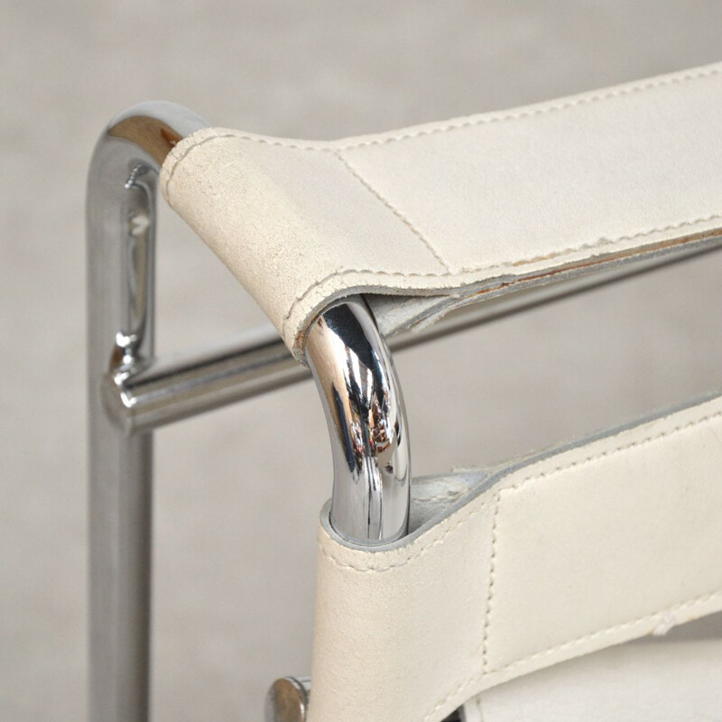 Vintage armchair "Wassily" in chromed metal by Marcel Breuer