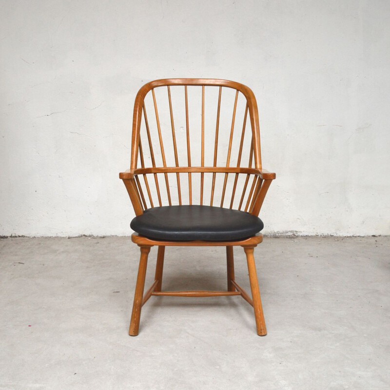 Vintage Scandinavian armchair in elm wood