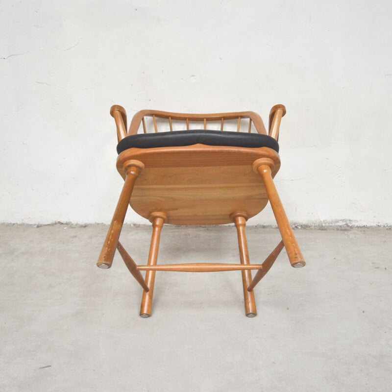 Vintage Scandinavian armchair in elm wood