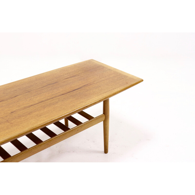 Vintage "Surfboard" coffee table by Grete Jalk for Glostrup