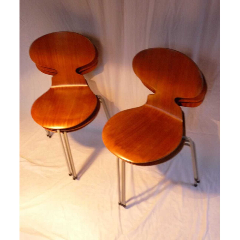 Set of 6 vintage chairs model 3100 by Arne Jacobsen