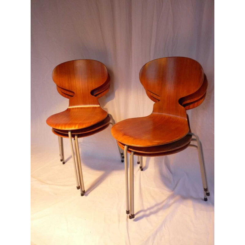Set of 6 vintage chairs model 3100 by Arne Jacobsen