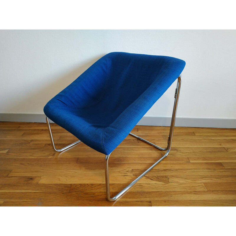 Paire de fauteuils bleus au design cubique